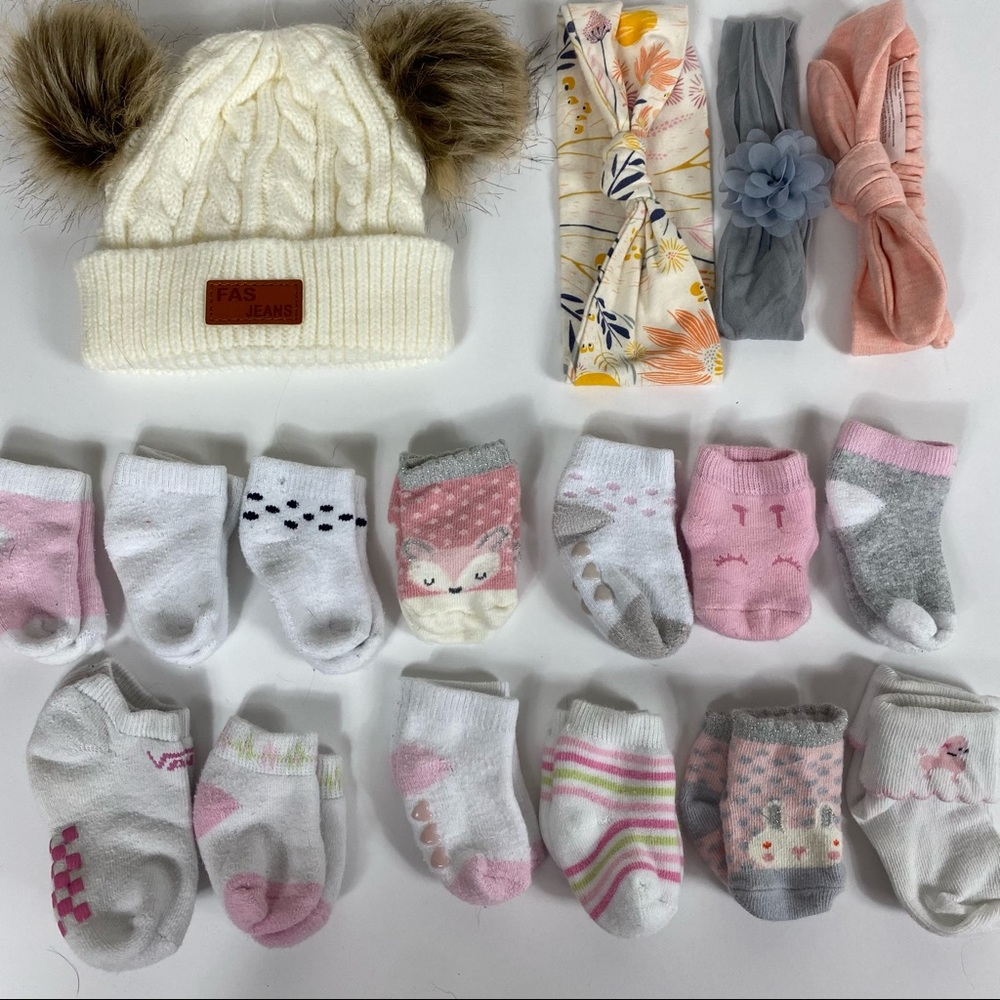 Baby girl socks and accessories